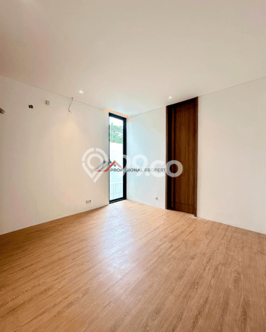 Rumah Elit Modern Tanpa Renovasi di Kemang Jakarta Selatan Rumah Elit Modern Tanpa Renovasi di Kemang Jakarta Selatan