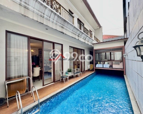Ready to Use! Premium House LT 270m2 Desain Elegan di Cipete Ready to Use! Premium House LT 270m2 Desain Elegan di Cipete