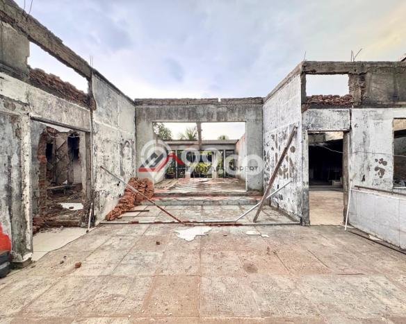 Rumah Luxury Modern Tanpa Renovasi di Kemang Jakarta Selatan Rumah Luxury Modern Tanpa Renovasi di Kemang Jakarta Selatan