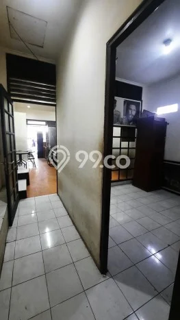 Ruko di Kebagusan, Luas 50m², Jalan Utama, Siap Operasional Ruko di Kebagusan, Luas 50m², Jalan Utama, Siap Operasional
