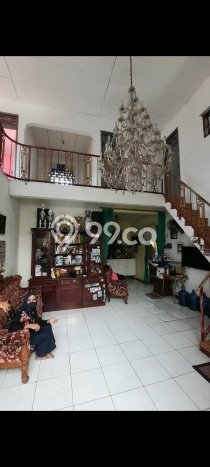 For Sale! Luxury House LT 300m2 Desain Elegan di Kebagusan For Sale! Luxury House LT 300m2 Desain Elegan di Kebagusan