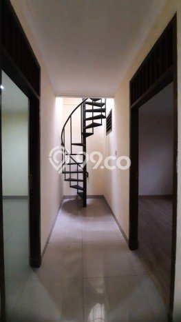Rumah Minimalis 4 KT di Pejaten Jakarta Selatan Unfurnished Rumah Minimalis 4 KT di Pejaten Jakarta Selatan Unfurnished