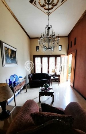 Hunian Mewah LB 350m2 Siap Huni Desain Elegan di Pejaten, Jakarta Selatan Hunian Mewah LB 350m2 Siap Huni Desain Elegan di Pejaten, Jakarta Selatan