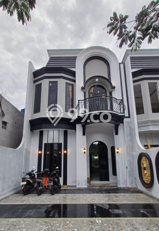 Jual Rumah Modern 4 KT di Ciganjur, Jakarta Selatan Jual Rumah Modern 4 KT di Ciganjur, Jakarta Selatan