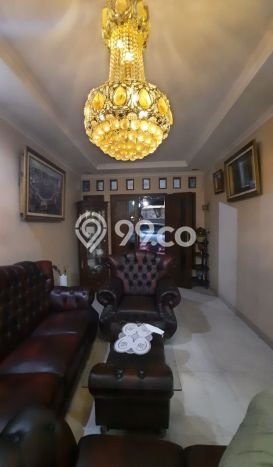Rumah Eksklusif Siap Huni di Jakarta Selatan Fasilitas Premium Rumah Eksklusif Siap Huni di Jakarta Selatan Fasilitas Premium
