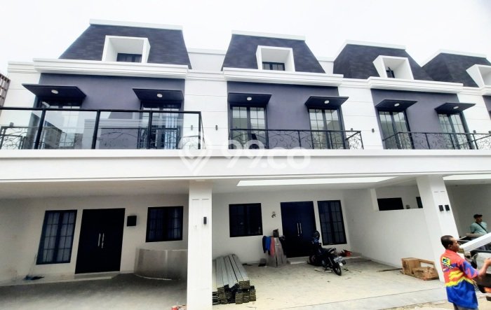 Dijual Rumah Mewah Exclusive di Pancoran, Jakarta Selatan Dijual Rumah Mewah Exclusive di Pancoran, Jakarta Selatan