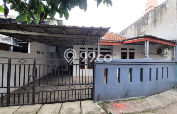 For Sale Rumah Bagus Siap Huni di Jakarta Selatan Strategis For Sale Rumah Bagus Siap Huni di Jakarta Selatan Strategis