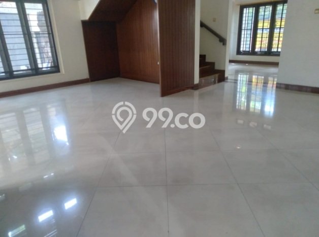 Ready to Use! Premium House LT 280m2 Desain Elegan di Tanjung Barat Ready to Use! Premium House LT 280m2 Desain Elegan di Tanjung Barat