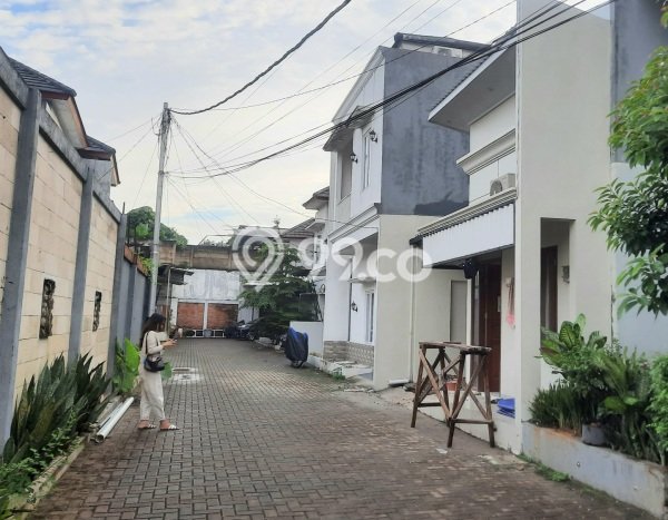 For Sale Hunian Rumah Terawat 3 Kamar di Ciganjur, Jakarta Selatan For Sale Hunian Rumah Terawat 3 Kamar di Ciganjur, Jakarta Selatan