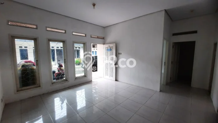 Disewakan Rumah Harga Terjangkau di Lenteng Agung Jakarta Selatan dengan 3 Kamar Tidur Disewakan Rumah Harga Terjangkau di Lenteng Agung Jakarta Selatan dengan 3 Kamar Tidur