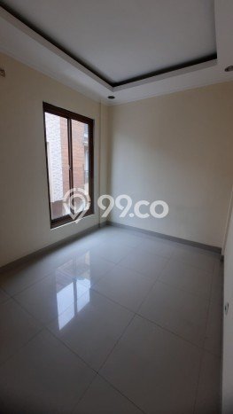 Rumah Minimalis 4 KT di Pejaten Jakarta Selatan Unfurnished Rumah Minimalis 4 KT di Pejaten Jakarta Selatan Unfurnished