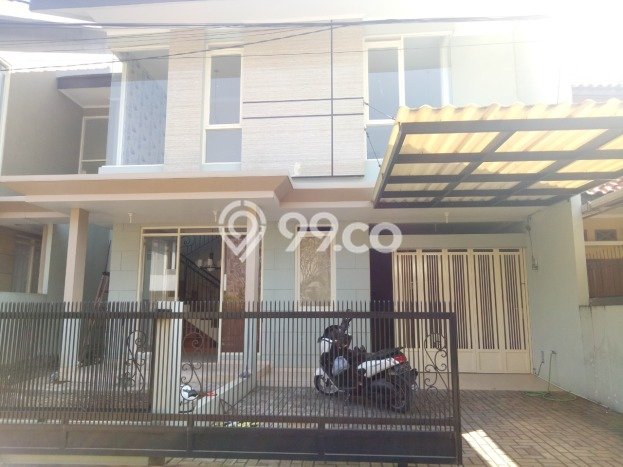 HARGA TERBAIK! Rumah area Antapani, 4 KM, Lingkungan Asri, Luas 200m² LB 245m² HARGA TERBAIK! Rumah area Antapani, 4 KM, Lingkungan Asri, Luas 200m² LB 245m²