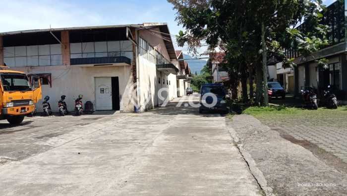 Gudang Area Komersial Kawasan Ujungberung, Luas 650m², Ready Operasi Gudang Area Komersial Kawasan Ujungberung, Luas 650m², Ready Operasi