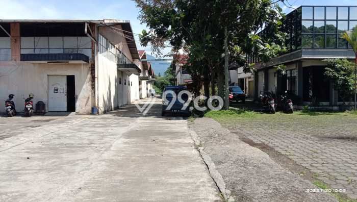Gudang Area Komersial Kawasan Ujungberung, Luas 650m², Ready Operasi Gudang Area Komersial Kawasan Ujungberung, Luas 650m², Ready Operasi
