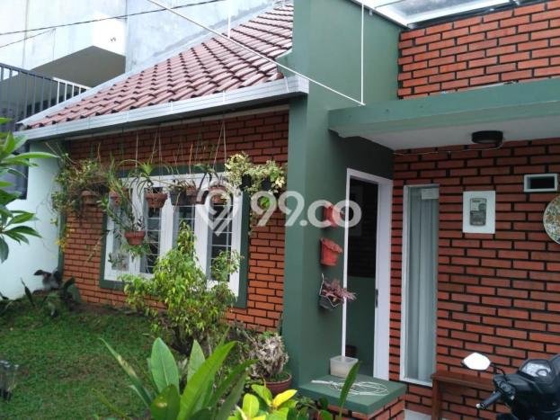 Rumah lokasi Setiabudi, Bandung, Luas 150m² Bangunan 130m² Rumah lokasi Setiabudi, Bandung, Luas 150m² Bangunan 130m²