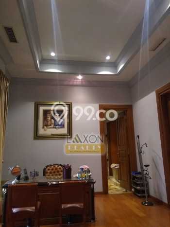Rumah area Dago, Bandung, Luas 4015m² Bangunan 1200m² Rumah area Dago, Bandung, Luas 4015m² Bangunan 1200m²