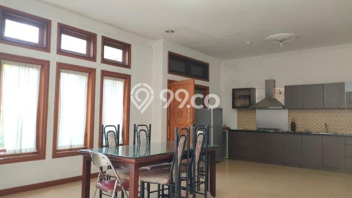 Rumah Elit Modern Tanpa Renovasi di Dago Bandung Rumah Elit Modern Tanpa Renovasi di Dago Bandung