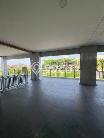 Ruko untuk Disewa di Pusat Bandung Luas Bangunan 225m2 Ruko untuk Disewa di Pusat Bandung Luas Bangunan 225m2