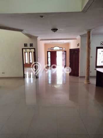 Dijual Rumah 6 Kamar Lokasi Strategis Bagus dan Strategis di Arcamanik Dijual Rumah 6 Kamar Lokasi Strategis Bagus dan Strategis di Arcamanik