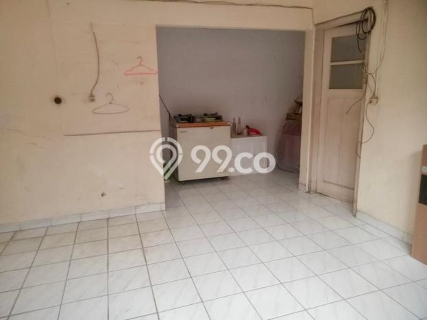 Hunian Mewah Siap Huni LT 350m2 di Kebayoran Lama, Jakarta Selatan Hunian Mewah Siap Huni LT 350m2 di Kebayoran Lama, Jakarta Selatan