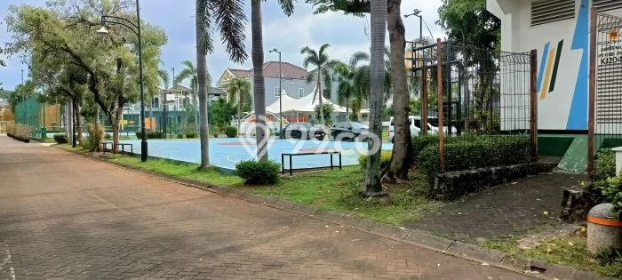 Jual Rumah Mewah Megah Dengan View Eksklusif di Srengseng, Jakarta Barat Jual Rumah Mewah Megah Dengan View Eksklusif di Srengseng, Jakarta Barat