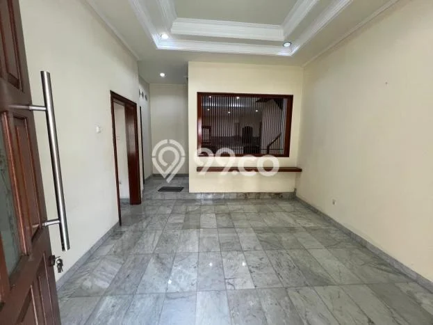 Disewakan! Rumah 4 Kamar Tidur &
3 Kamar Mandi di Permata Buana, Jakarta Barat Disewakan! Rumah 4 Kamar Tidur &
3 Kamar Mandi di Permata Buana, Jakarta Barat