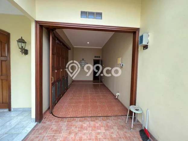 Disewakan! Rumah 4 Kamar Tidur &
3 Kamar Mandi di Permata Buana, Jakarta Barat Disewakan! Rumah 4 Kamar Tidur &
3 Kamar Mandi di Permata Buana, Jakarta Barat