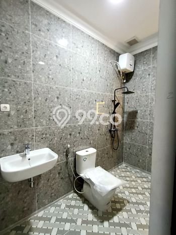 Dijual Cepat Rumah Bagus Siap Huni LB 200m2 di Gentan, Solo Dijual Cepat Rumah Bagus Siap Huni LB 200m2 di Gentan, Solo