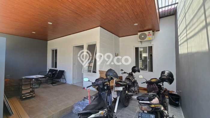 Rumah di Solo Baru, 2 KM, Lingkungan Berkembang Rumah di Solo Baru, 2 KM, Lingkungan Berkembang