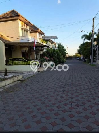 Jual Rumah Strategis Bagus Punya 2 KT di Gentan Solo SHM Jual Rumah Strategis Bagus Punya 2 KT di Gentan Solo SHM
