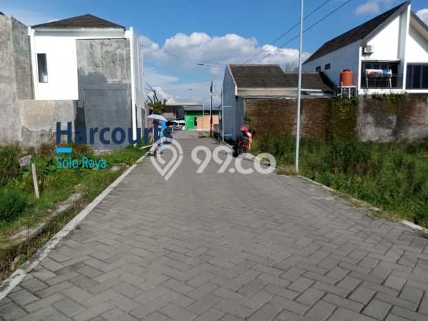 Tanah Kawasan Bisnis di Gentan, Luas 2013m2m², Cocok untuk Pengembangan Tanah Kawasan Bisnis di Gentan, Luas 2013m2m², Cocok untuk Pengembangan