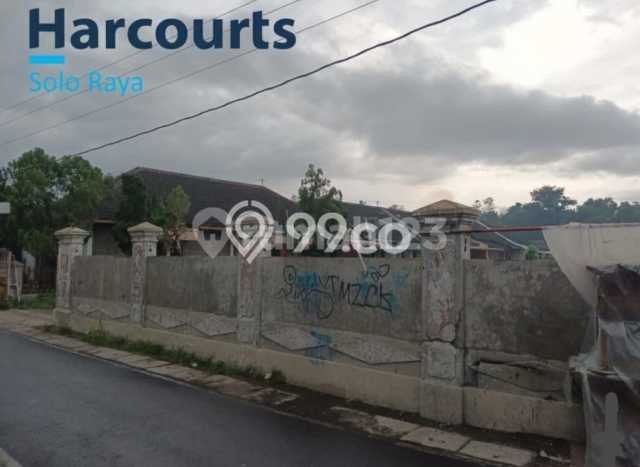 Untuk Dijual Tanah di Semanggi Solo Luas 644m2 SHM Untuk Dijual Tanah di Semanggi Solo Luas 644m2 SHM