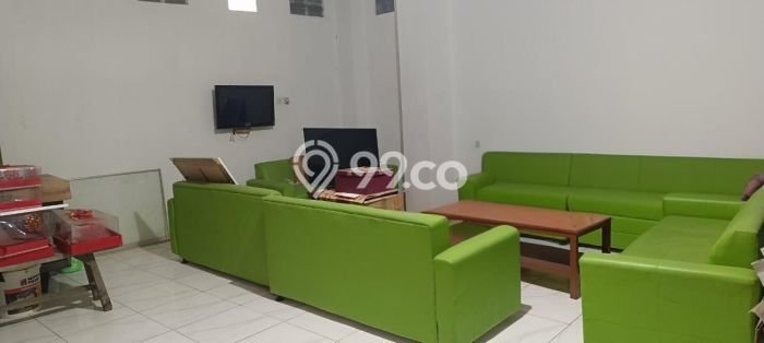 Ruko Paling Dicari LB 400m2 Dijual di Laweyan Ruko Paling Dicari LB 400m2 Dijual di Laweyan