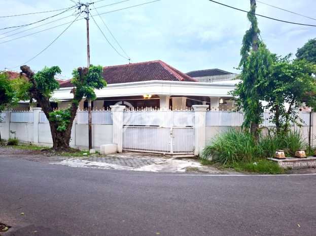 Disewakan Cepat Rumah Kondisi Bagus di Kawasan Laweyan, Solo Disewakan Cepat Rumah Kondisi Bagus di Kawasan Laweyan, Solo