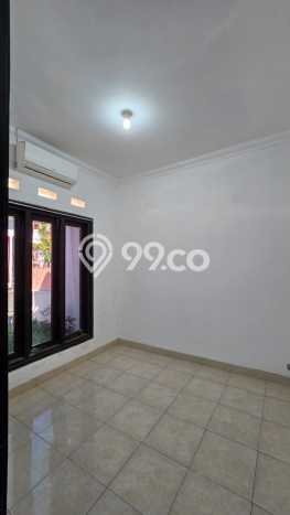 Dijual Rumah 4 Kamar Lokasi Ideal Bagus dan Strategis di Colomadu Dijual Rumah 4 Kamar Lokasi Ideal Bagus dan Strategis di Colomadu