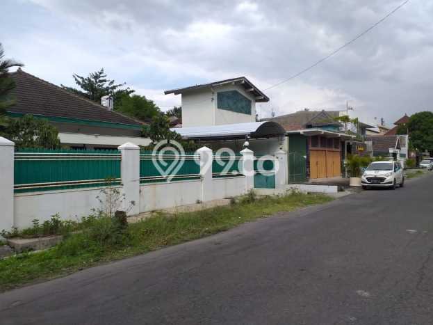 Siap Huni Hunian Elit 3 Kamar di Laweyan Dekat ke Mana Pun Siap Huni Hunian Elit 3 Kamar di Laweyan Dekat ke Mana Pun
