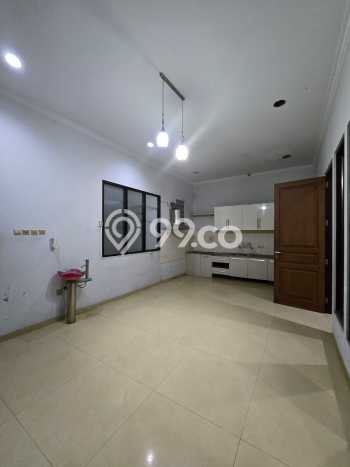 Dijual Rumah Premium dengan Fasilitas Sekitar Lengkap di Manahan, Solo Dijual Rumah Premium dengan Fasilitas Sekitar Lengkap di Manahan, Solo