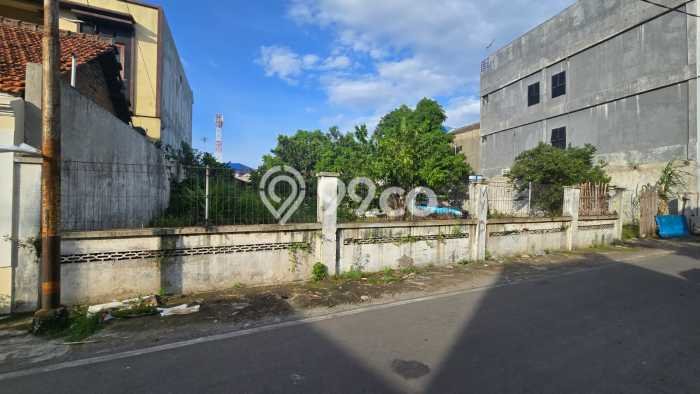 Tanah Dijual Lokasi Serengan, Solo dengan Luas Tanah 906m2 dan Status SHM Tanah Dijual Lokasi Serengan, Solo dengan Luas Tanah 906m2 dan Status SHM