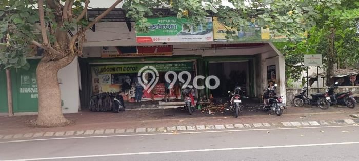 Ruko Paling Dicari LB 400m2 Dijual di Laweyan Ruko Paling Dicari LB 400m2 Dijual di Laweyan