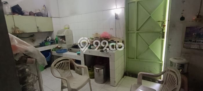 Ruko Paling Dicari LB 400m2 Dijual di Laweyan Ruko Paling Dicari LB 400m2 Dijual di Laweyan