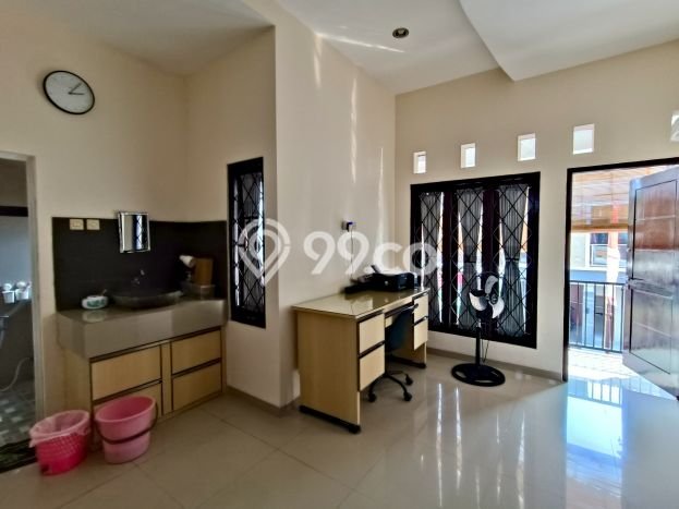 Jual Rumah Strategis Bagus Punya 3 KT di Gentan Solo SHM Jual Rumah Strategis Bagus Punya 3 KT di Gentan Solo SHM