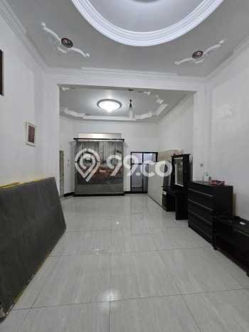 Dijual Cepat Rumah Bagus Siap Huni LB 8m2 di Jebres, Solo Dijual Cepat Rumah Bagus Siap Huni LB 8m2 di Jebres, Solo