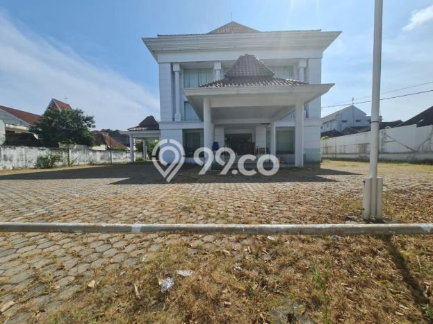Kantor Komersial Dijual di Serengan Solo LT 2580m2 & LB 1700m2 Kantor Komersial Dijual di Serengan Solo LT 2580m2 & LB 1700m2