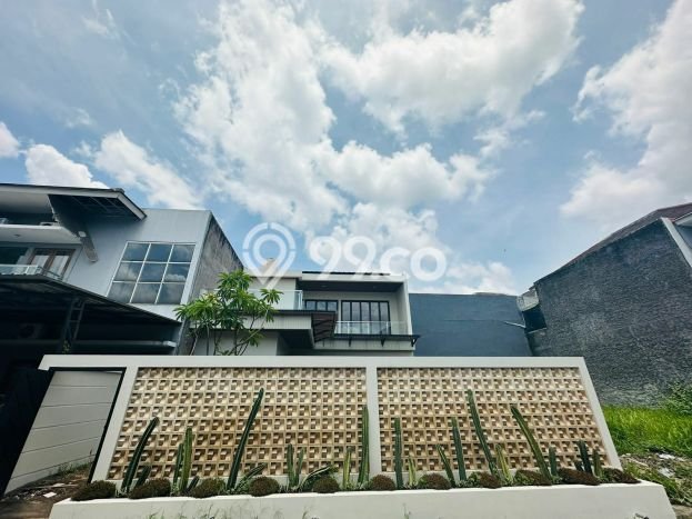 Dijual Rumah Premium dengan Fasilitas Sekitar Komplit di Grogol, Solo Dijual Rumah Premium dengan Fasilitas Sekitar Komplit di Grogol, Solo