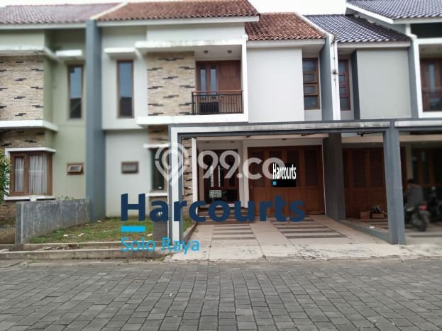 Jual Rumah Favorit Siap Huni LB 250m2 di Colomadu, Karanganyar Jual Rumah Favorit Siap Huni LB 250m2 di Colomadu, Karanganyar