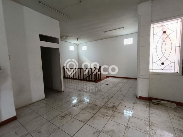 Unit Ruko Dijual di Gentan Solo Luas Bangunan 300m2 Unit Ruko Dijual di Gentan Solo Luas Bangunan 300m2