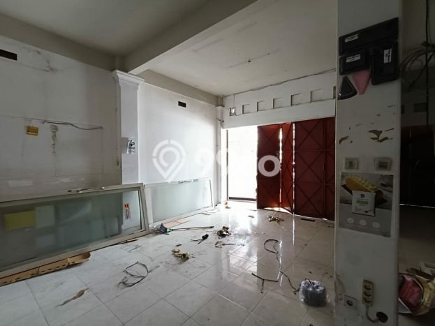 Unit Ruko Dijual di Gentan Solo Luas Bangunan 300m2 Unit Ruko Dijual di Gentan Solo Luas Bangunan 300m2