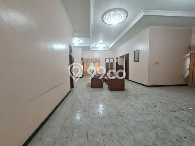 Siap Huni Rumah Mewah 5 Kamar di Laweyan Dekat ke Mana Pun Siap Huni Rumah Mewah 5 Kamar di Laweyan Dekat ke Mana Pun