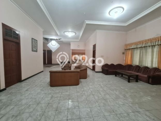 Siap Huni Rumah Mewah 5 Kamar di Laweyan Dekat ke Mana Pun Siap Huni Rumah Mewah 5 Kamar di Laweyan Dekat ke Mana Pun