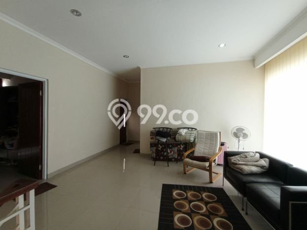 Dijual Cepat Rumah Favorit Siap Huni LB 200m2 di Gentan, Solo Dijual Cepat Rumah Favorit Siap Huni LB 200m2 di Gentan, Solo